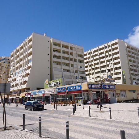 Apartamentos Varandas Da Rocha ปอร์ติเมา ภายนอก รูปภาพ