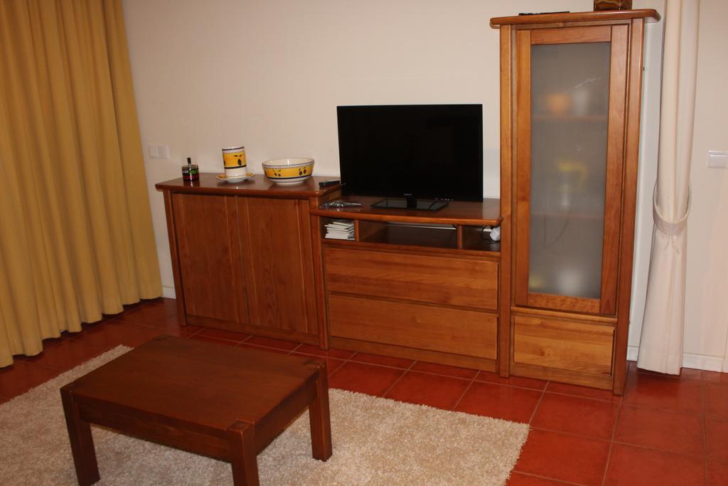 Apartamentos Varandas Da Rocha ปอร์ติเมา ห้อง รูปภาพ