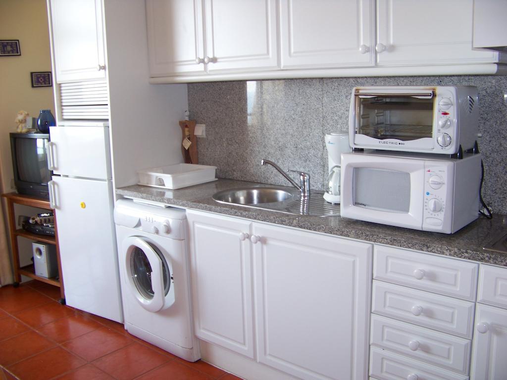 Apartamentos Varandas Da Rocha ปอร์ติเมา ห้อง รูปภาพ