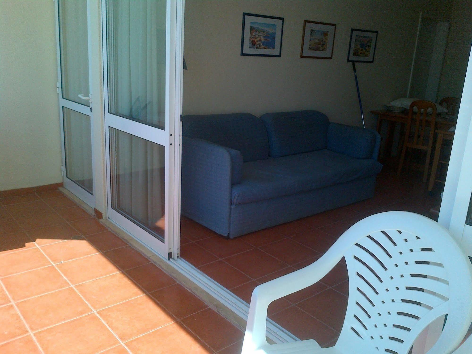 Apartamentos Varandas Da Rocha ปอร์ติเมา ภายนอก รูปภาพ